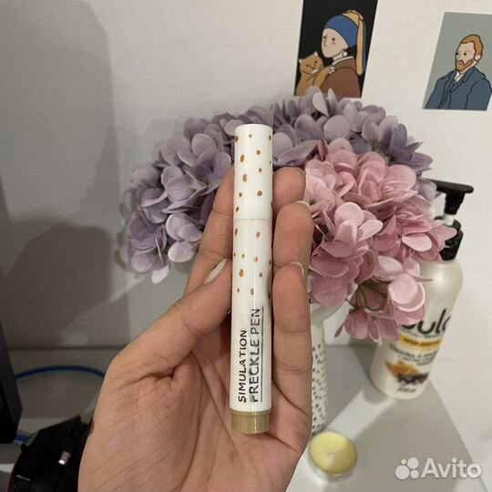 Помада, блеск, глиттер, тинт, маркер для веснушек