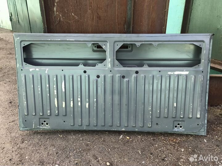 Задний борт УАЗ pickup под стоп-сигнала