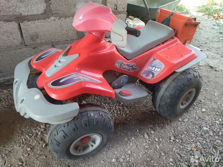 Детский квадроцикл на аккумуляторе