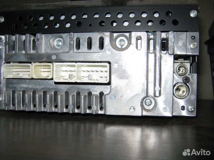 Магнитола Toyota Land Cruiser 76