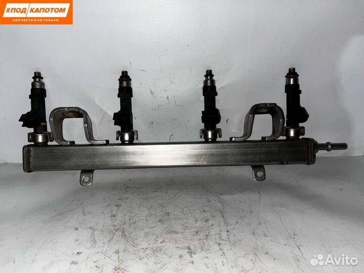 Топливная рампа Mazda 3 BK (2003 - 2005)