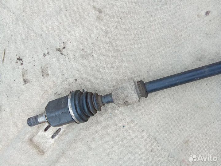 Привод передний правый Kia Ceed ED G4FC 2008