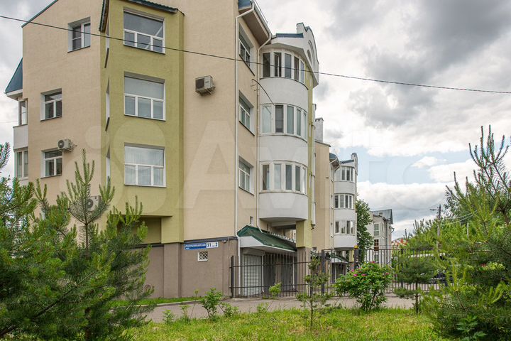 4-к. квартира, 154 м², 4/5 эт.