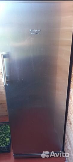 Морозильная камера Hotpoint ariston