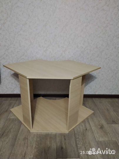 Журнальный стол