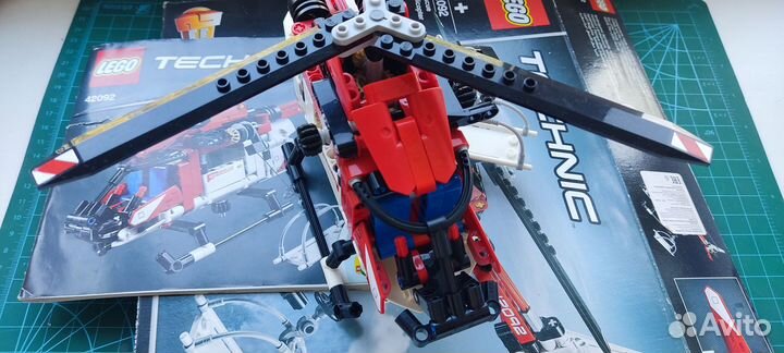 Lego Technic 42092 (Спасательный вертолёт)