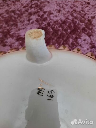 Сухарница,конфетница