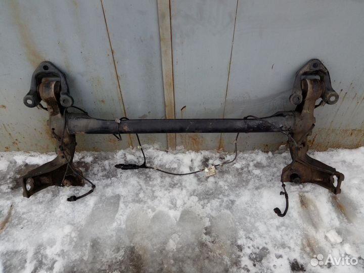 Балка задняя на Опель Астра Н