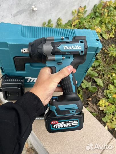 Гайковерт аккумуляторный Makita 1800 N.m