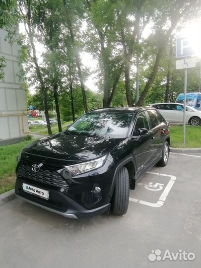 Toyota RAV4 2.5 AT, 2019, 63 000 км