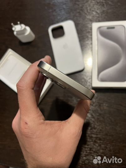 iPhone 15 Pro, 256 ГБ