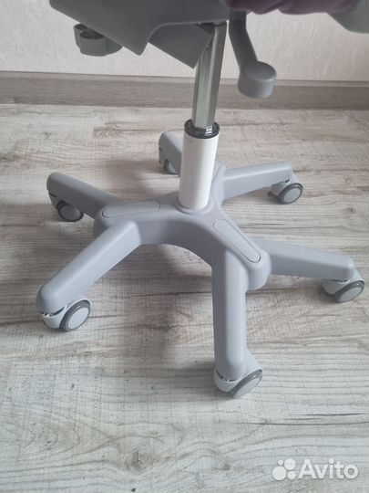 Компьютерное кресло