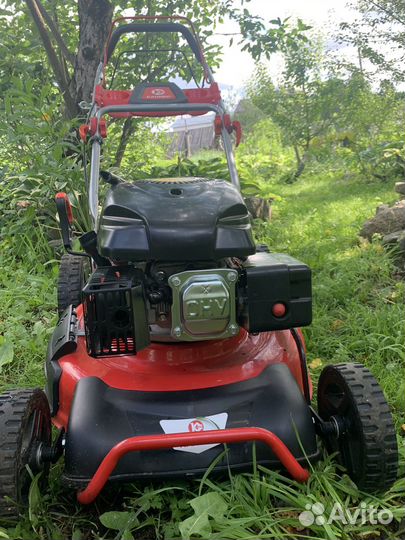 Газонокосилка бензиновая самоходная