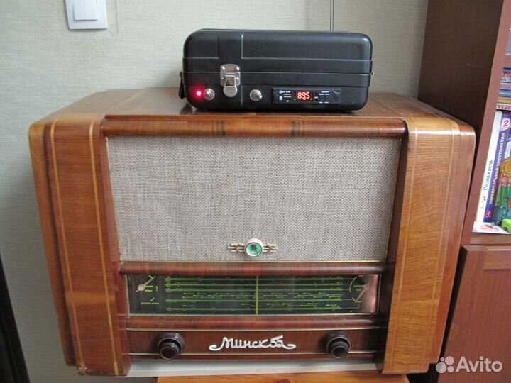 Радиоприемник ламповый СССР Минск 55