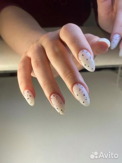 Маникюр педикюр