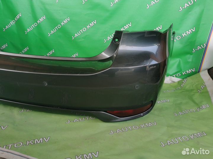 Бампер задний Toyota Avensis