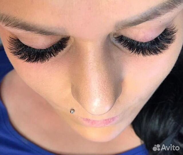 Наращивание ресниц. Комарова
