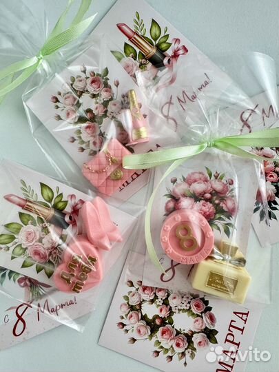 Подарочный набор шоколадных конфет на 8 марта