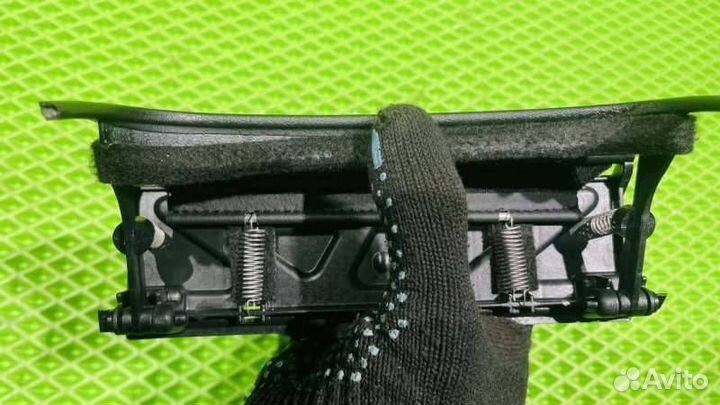 Кожух рулевой колонки Audi A8 D3 рест. 2006