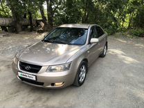 Hyundai Sonata 2.4 AT, 2005, 288 000 км, с пробегом, цена 450 000 руб.