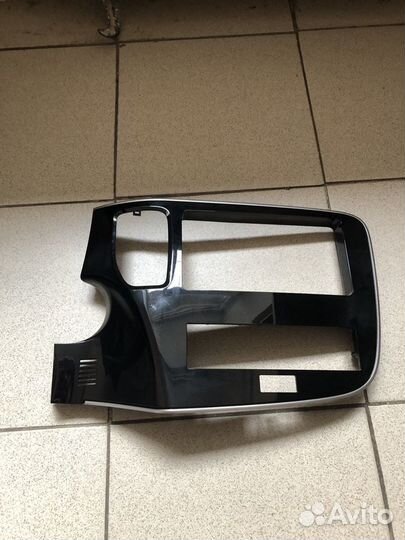 Оригинальная рамка штатной магнитолы outlander 3