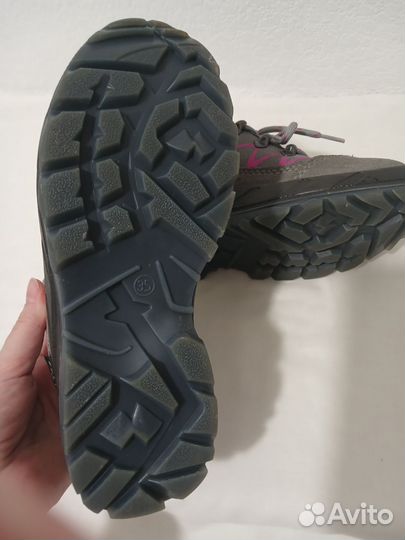 Ботинки на девочку 35