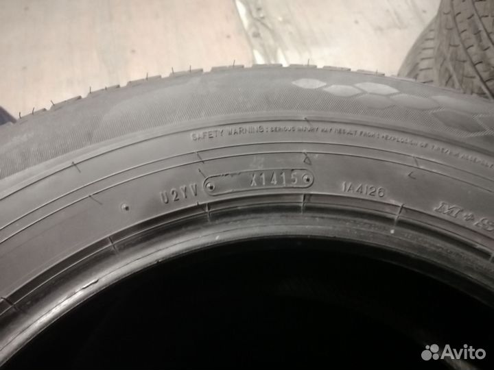 Dunlop Grandtrek PT3 215/70 R16