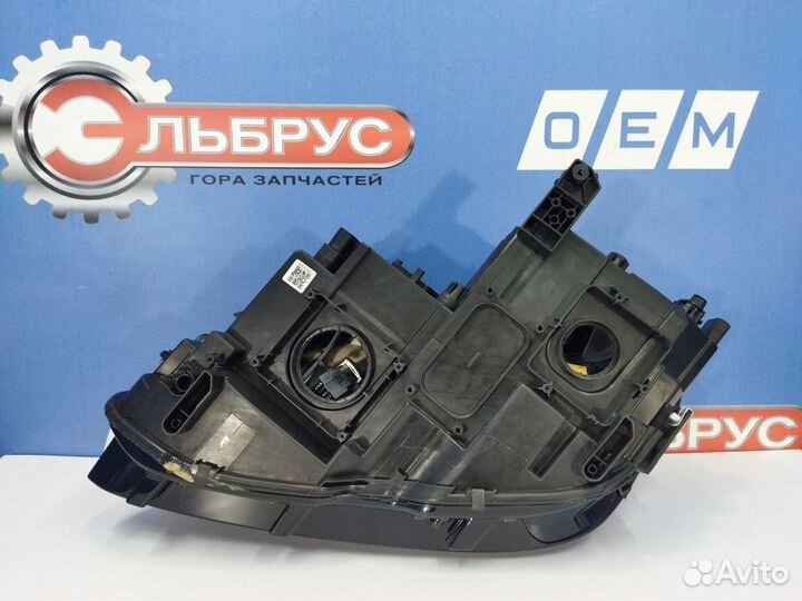 Фара правая Tiguan 2 новое