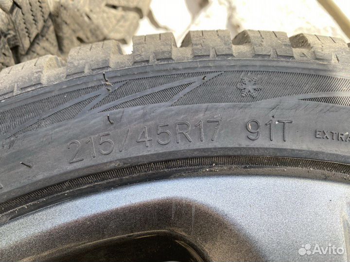 Зимние колеса 215/45 r17