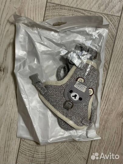 Шлейка для мелких собак и кошек (26-31см)