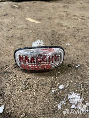 Повторитель в крыло правый Nissan Almera Classic B