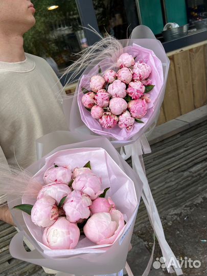 Пионы,букеты,цветы.Доставка