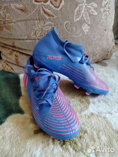 Продам бутсы футзалки