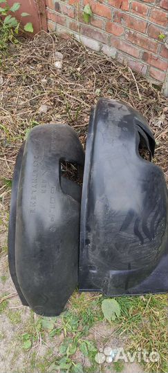 Подкрылки на Фольксваген гольф 3