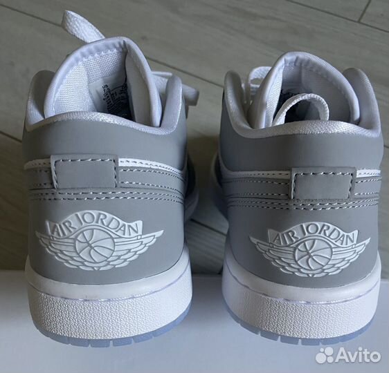 Air Jordan 1 low “wolf grey”