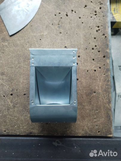 Бункерные кормушки для кроликов