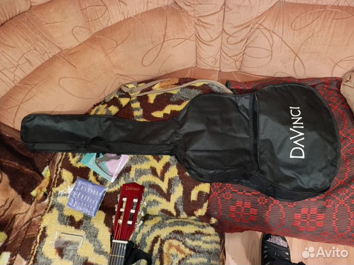 Акустическая гитара