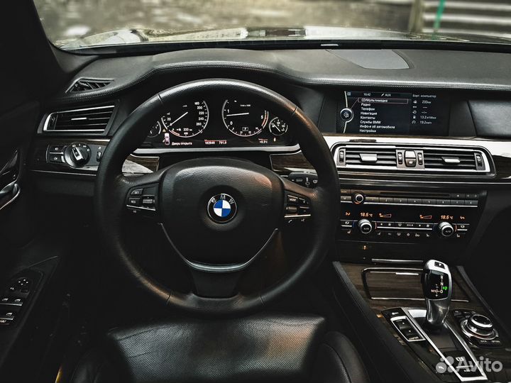 Свадебный автомобиль кортеж встречи vip