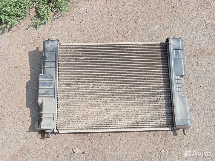 Радиатор основной solaris 1