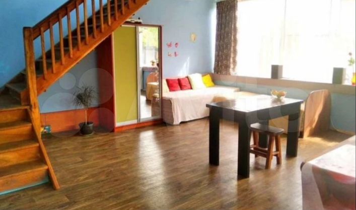 Дом 100 м² на участке 5 сот.