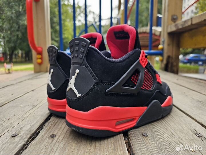 Nike air jordan 4 retro