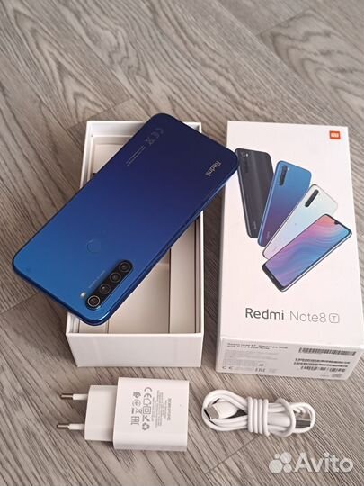 Xiaomi Redmi 8, 4/64 ГБ