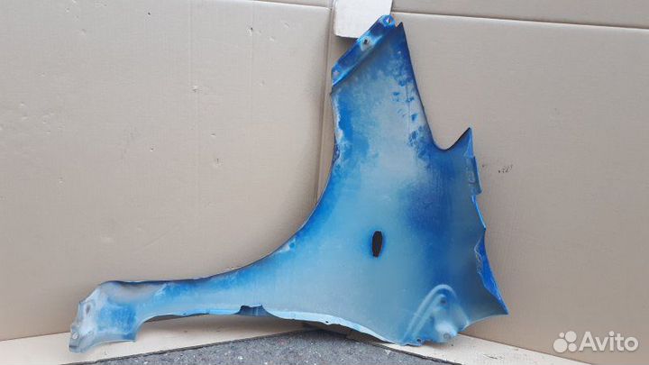 Крыло переднее правое Toyota Yaris XP90