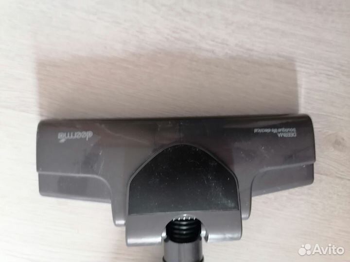 Вертикальный проводной пылесос 