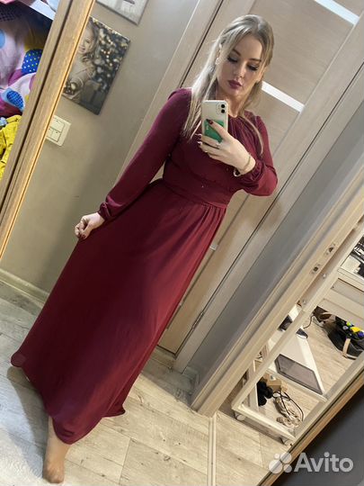 Платье вечернее