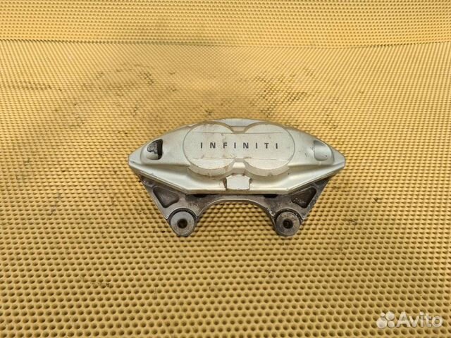 Суппорт akebono передний правый Infiniti Fx37S