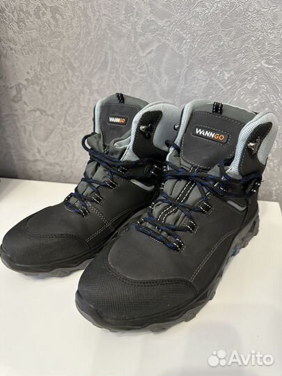 Трекинговые ботинки