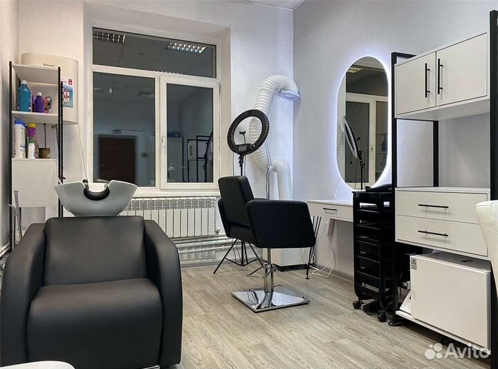 Аренда рабочего места для мастера маникюра