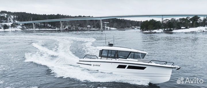 Морской катер Quarken 35 Cabin с моторами