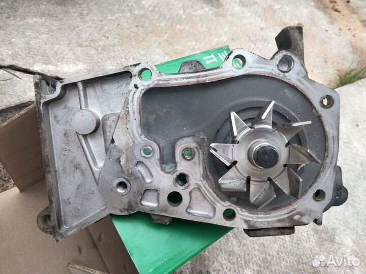 Помпа для renault megane/ Рено Сценик 1